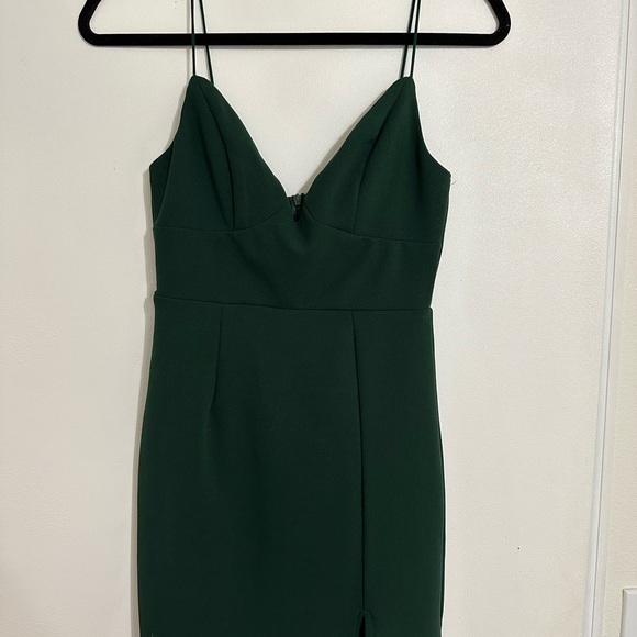 Elegant Dark Green Spaghetti Strap Dress - Picture 1 of 5
